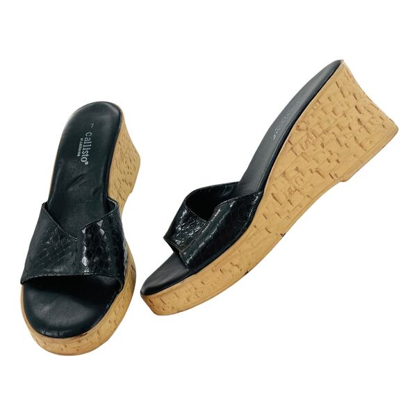 CALLISTO OF CALIFORNIA Sandal Black Patent Embossed Cork Wedge Slip On Shoes 7 - Picture 1 of 7